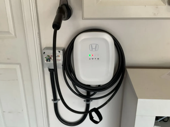 Level 2 EV Charger — Delray Beach